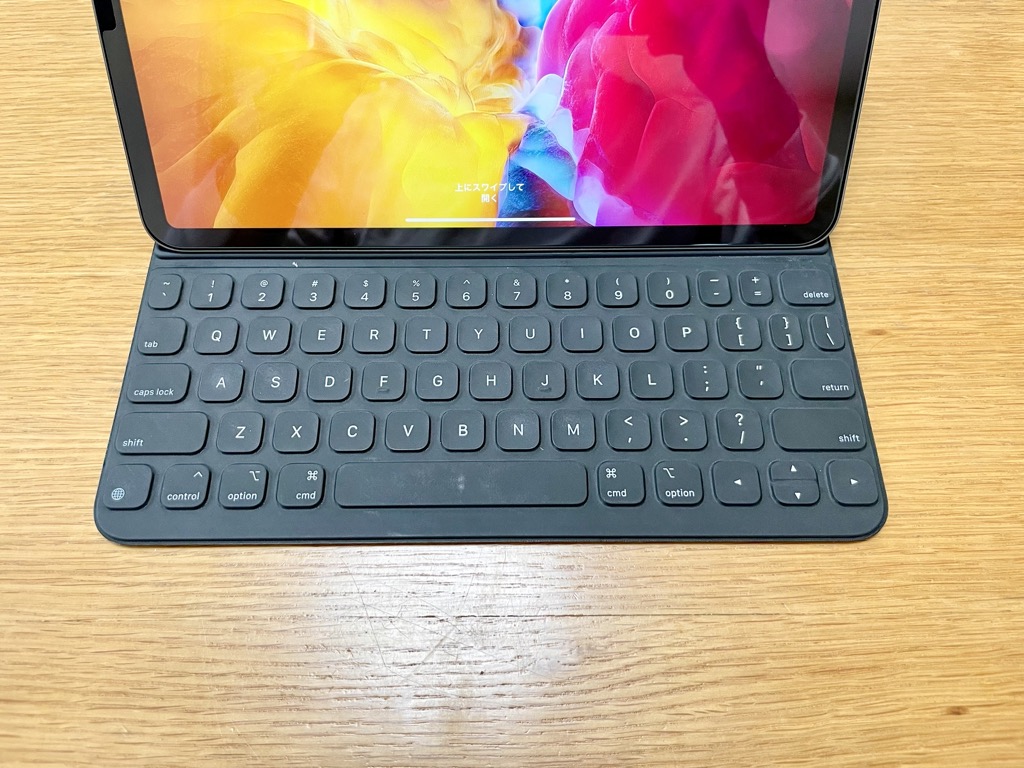 iPad Smart Keyboard Folio スマートキーボードフォリオ